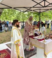 Θεία Λειτουργία στην περιοχή Αγίων Θεοδώρων της Αλεξανδρούπολης.