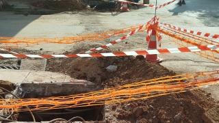 "Ράβε-ξήλωνε" μέσα στην Αλεξανδρούπολη - Σκάβουν χωρίς συνεννόηση με την ΔΕΥΑΑ