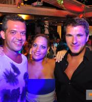 Στο Reina summer club η διασκέδαση μπαίνει σε άλλα μονοπάτια!