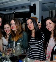 Απίθανο φοιτητικό πάρτυ Μοριακής Βιολογίας στο ΝΟΑ - Cafe bar.