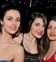 Κυριακή στο Prive club με ladies night και όποιος αντέξει!