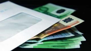 Νωρίτερα θα δοθούν τα επιδόματα και το Δώρο Πάσχα από τον ΟΑΕΔ.