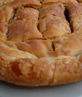 Πίτες για τους χορευτές των εικόνων της Δαδιάς