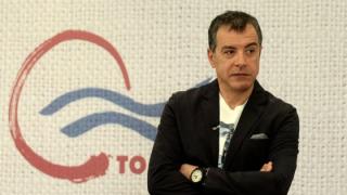 Ο Σταύρος Θεοδωράκης επισκέπτεται τον Έβρο