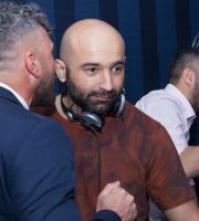 Το αδιαχώρητο επικράτησε μετά την Ανάσταση στο ΝΟΑ, με τον Dj Tsisma στα decks