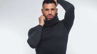 Ο Νίκος Φλωρινιώτης  διασκευάζει το "Μαγικά Χαλιά" 18 χρόνια μετά