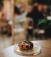 Deli & Wines