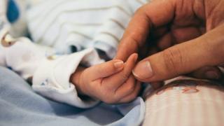 Βρεφικά πακέτα από τον Δήμο Σαμοθράκης για την αντιμετώπιση της υπογεννητικότητας