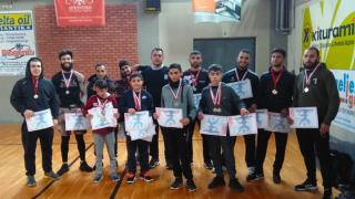 MMA Alexandroupolis: 18 μετάλλια και 2 επαγγελματικές προκρίσεις για τους αθλητές του Παντελίδη Αριστείδη