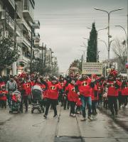 Τσικνομπουρμπούλης 2020: Ξεφάντωσαν χιλιάδες καρναβαλιστές & θεατές στην μεγάλη παρέλαση!
