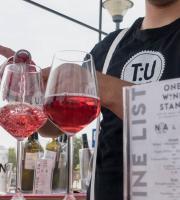 Umami Wine party: Μισή μέρα με εκλεκτό κρασί και μοναδικές γεύσεις