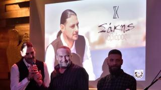 Ο Σάκης Χαβιάρας παρουσίασε το νέο του τραγούδι στη Θεσσαλονίκη