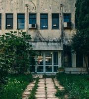 Να ενώσουν τις δυνάμεις τους καλεί ο Λαμπάκης τον Περιφερειάρχη για την διεκδίκηση του παλιού Νοσοκομείου