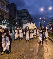 Τσικνομπουρμπούλης 2020: Ξεφάντωσαν χιλιάδες καρναβαλιστές & θεατές στην μεγάλη παρέλαση!