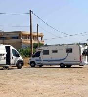 Πάλι διαμαρτυρίες για αυθαίρετη κατασκήνωση με τροχόσπιτα στην Αλεξανδρούπολη (photos)