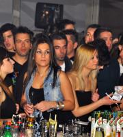 Νύχτες στο Club Prive στην Αλεξανδρούπολη.
