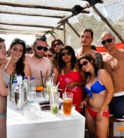 Ο Dj Bengoa 'τα έσπασε' στο Αqua Mare στην Αγία Παρασκευή.