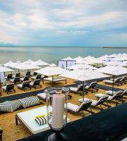 Beach bar