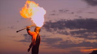 «Το Θέατρο»: To νέο video clip των ΕΝΤΕΧΝΩΣ σε πρώτη προβολή!
