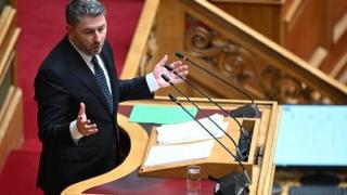 Ιδιωτικό χρέος και – Η δίκαιη λύση από το ΠΑΣΟΚ: Live η ομιλία του Νίκου Ανδρουλάκη