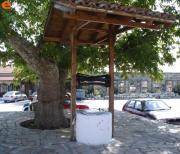 Lefkimi'nin meydanı.