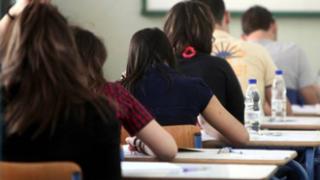 Με καθυστέρηση 10 ημερών η έναρξη των πανελλαδικών 2014.