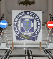 6 φωτογραφικά κλικ από την έκθεση Τροχαίας στο Νομαρχείο Αλεξ/πολης.