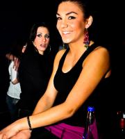 Οι OtherView 'φώτισαν' το Prive club - The people.