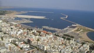 Λαθρομετανάστες στη θαλάσσια περιοχή Αλεξ/πολης.