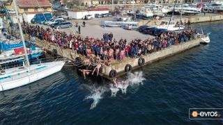 Ο Αγιασμός των υδάτων στο λιμάνι της Αλεξανδρούπολης
