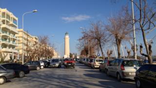 Διέλευση των οχημάτων πλέον από την παραλιακή όλο το 24ωρο.