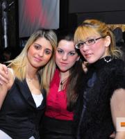 Κυριακή στο Prive club με Ladies' night!