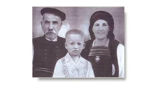 Η αληθινή ιστορία του Γιάννη, Δήμαρχου στο χωρίον Μεταξάδες