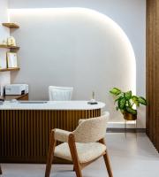 Οδοντίατρος DDS, MSc - Ειδικός στη Χειρουργική Στόματος