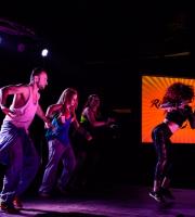 Ξεσήκωσε την Αλεξανδρούπολη το "3ο Zumbathon" στο Κλειστό Γυμναστήριο.