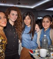 Ένας χαμός στο 'Groovy Parade Sunday'  στο ΝΟΑ cafe - bar.
