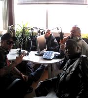 Οι ράπερς TNS, BO, Δώρο Θεού και Dj KC στον Polis 102,6!