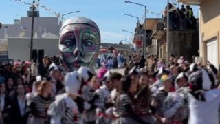 Στις Φέρες ολοκληρώθηκαν οι καρναβαλικές εκδηλώσεις του δήμου Αλεξανδρούπολης (video)