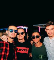 Ένα δυνατό super closing party του Yacht club με τους Dole & Kom