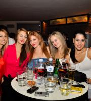 Ένας χαμός στο house party, στο Notos Stage, με dj Phillip.