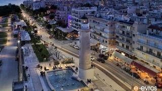 Το συντριβάνι του Φάρου αποκτά χρώμα!
