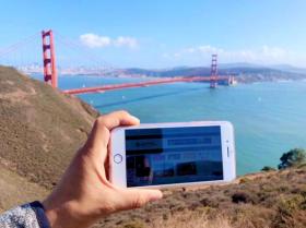 Τα χαιρετίσματά του μας στέλνει ο φίλος Άκης από την ξακουστή γέφυρα του Σαν Φρανσίσκο!