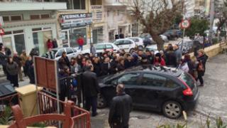 Στο αυτόφωρο οχτώ πνευματικά παιδιά του πατέρα Ιωάννη.