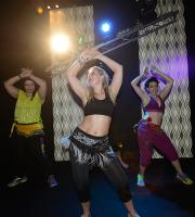 Απογευματινό 'Zumba fitness' party την Κυριακή στο Βαρελάδικο.