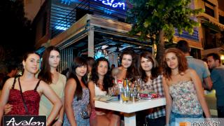 Avalon cocktail drink bar: στιγμές που δεν πρέπει να χάσεις!