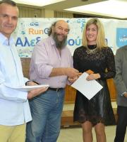 O ΜΓΣ Εθνικός βράβευσε τους εθελοντές του Run Greece 2015. 