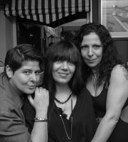 6 χρόνια Ν.Ο.Α. cafe bar στο λιμάνι, παρέα με Θοδωρή Τριανταφύλλου