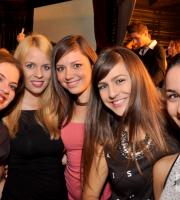 Το αδιαχώρητο στο 'Πίστα night' party του club Prive.