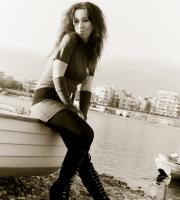 Who is Νάνσυ;