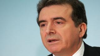 Επίσκεψη - αστραπή Μ.  Χρυσοχοϊδη στη Σαμοθράκη.